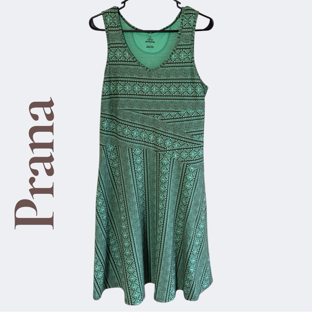 Prana Amelie Dress Geo Active
A-Line Green/Brown Print Size L. Like new. EUC! - Picture 4 of 8